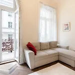 Breathless View Parliament 2 Luxury With Terrace Free Parking Reservation Needed 아파트