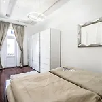아파트 Breathless View Parliament 2 Luxury With Terrace Free Parking Reservation Needed