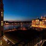아파트 Breathless View Parliament 2 Luxury With Terrace Free Parking Reservation Needed *