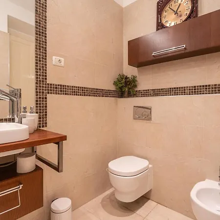 Breathless View Parliament 2 Luxury With Terrace Free Parking Reservation Needed Budapest