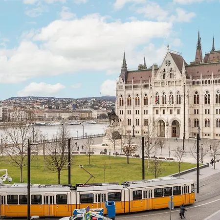 Breathless View Parliament 2 Luxury With Terrace Free Parking Reservation Needed Apartment Budapest