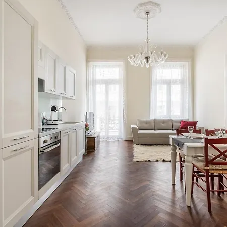 Breathless View Parliament 2 Luxury With Terrace Free Parking Reservation Needed Apartment *