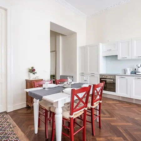 Apartment Breathless View Parliament 2 Luxury With Terrace Free Parking Reservation Needed *