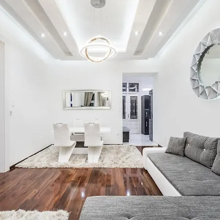 Breathless View Parliament 2 Luxury With Terrace Free Parking Reservation Needed Apartment *