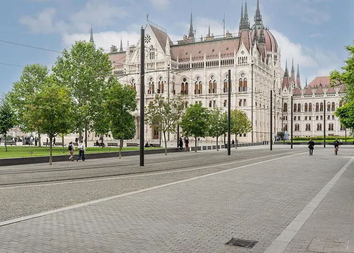 アパート Breathless View Parliament 2 Luxury With Terrace Free Parking Reservation Needed ブダペスト