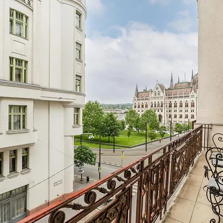 Apartment Amora Homes Breathless View Parliament 2 Luxury With Terrace Free Parking Reservation Needed *