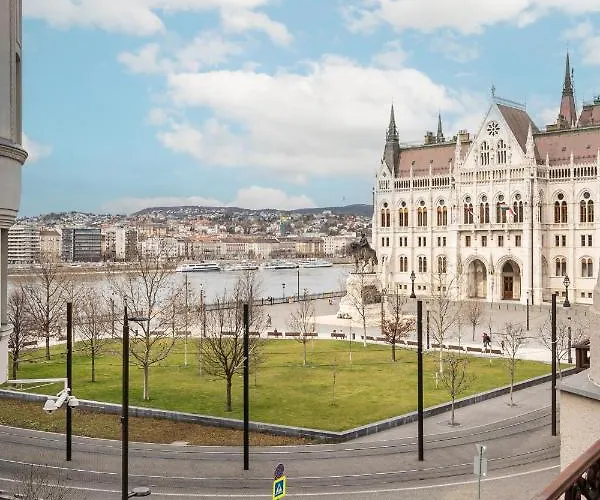 Breathless View Parliament 2 Luxury With Terrace Free Parking Reservation Needed *
