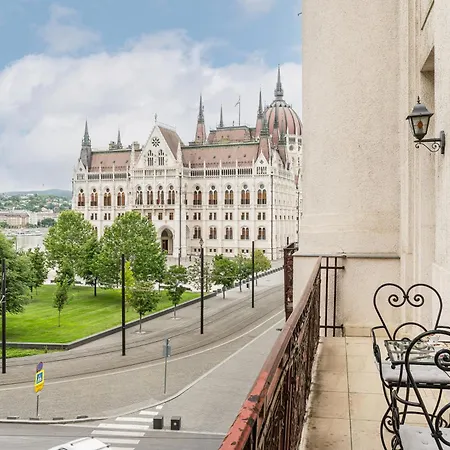 Breathless View Parliament 2 Luxury With Terrace Free Parking Reservation Needed *