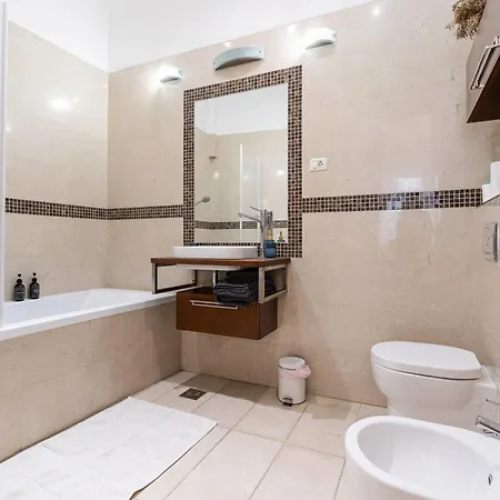 Breathless View Parliament 2 Luxury With Terrace Free Parking Reservation Needed شقة *