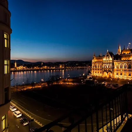 شقة Breathless View Parliament 2 Luxury With Terrace Free Parking Reservation Needed *