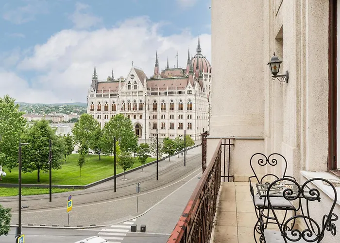 Breathless View Parliament 2 Luxury With Terrace Free Parking Reservation Needed *