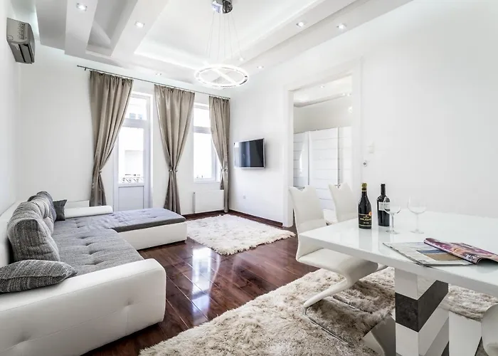 Breathless View Parliament 2 Luxury With Terrace Free Parking Reservation Needed Appartement Budapest